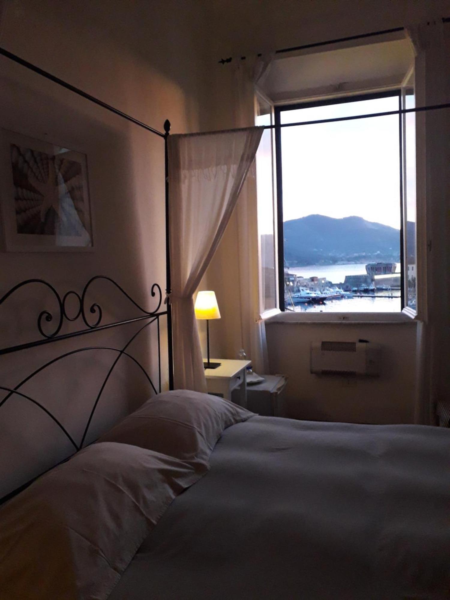 Porta Del Mare Hotel Portoferraio Room photo