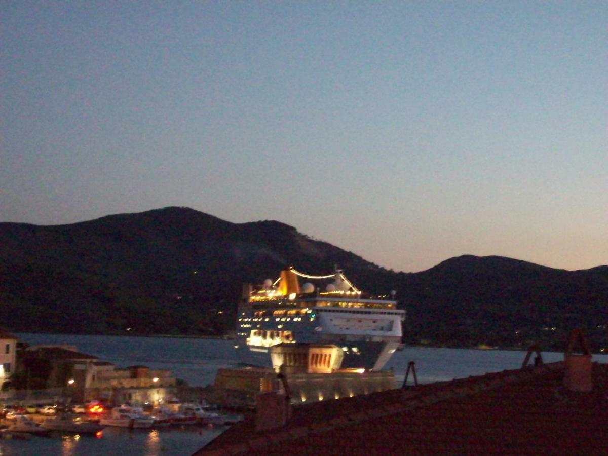 Porta Del Mare Hotel Portoferraio Exterior photo